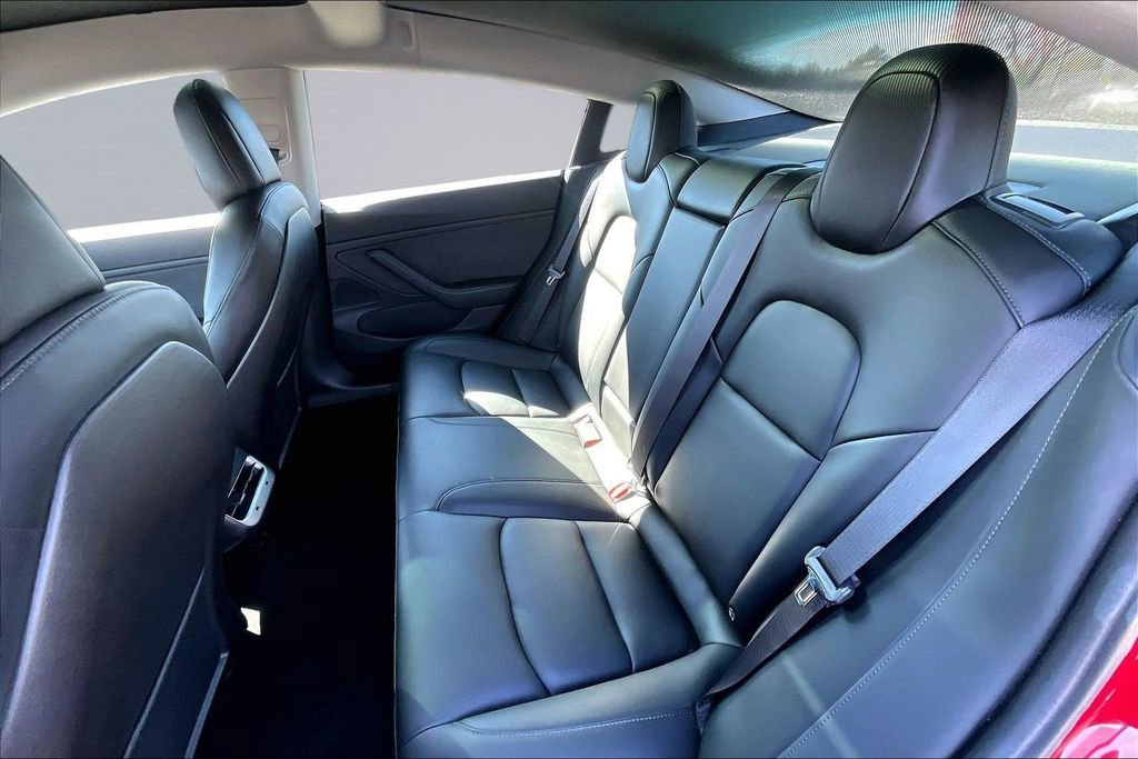 Used 2019 Tesla Model 3 Long Range image 25