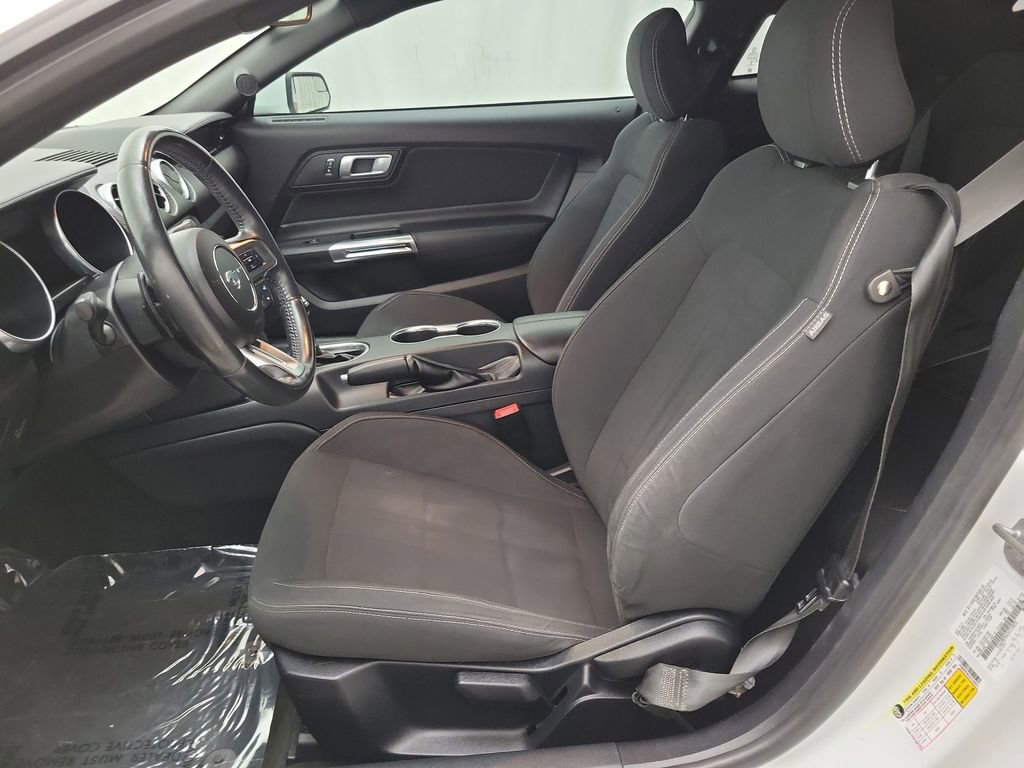 Used 2018 Ford Mustang Coupe RWD image 8