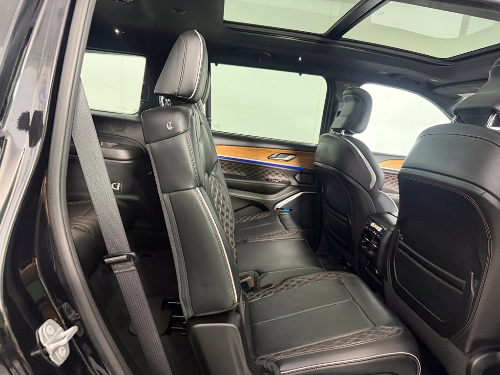 Certified 2023 Jeep Grand Cherokee L Summit AWD/4WD image 15