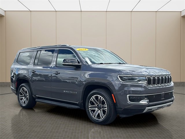 Used 2024 Jeep Wagoneer Series II w/ Flexible Seating Group image 7