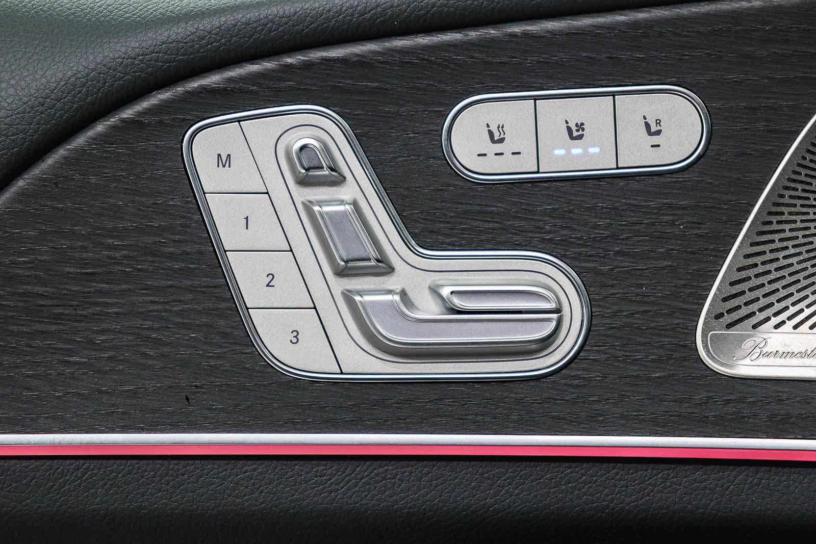Certified 2026 Mercedes-Benz GLE 580 4MATIC image 23