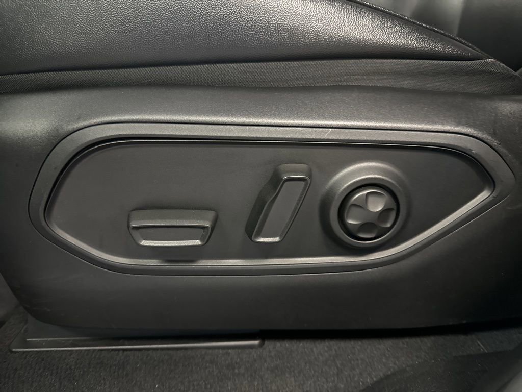 Used 2023 Jeep Grand Cherokee Limited w/ Trailer Tow Prep Group (B) image 19