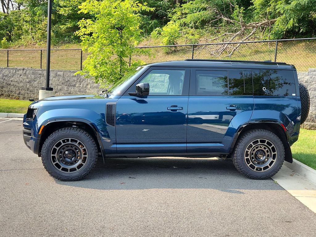 New 2026 Land Rover Defender 110 OCTA AWD/4WD image 6