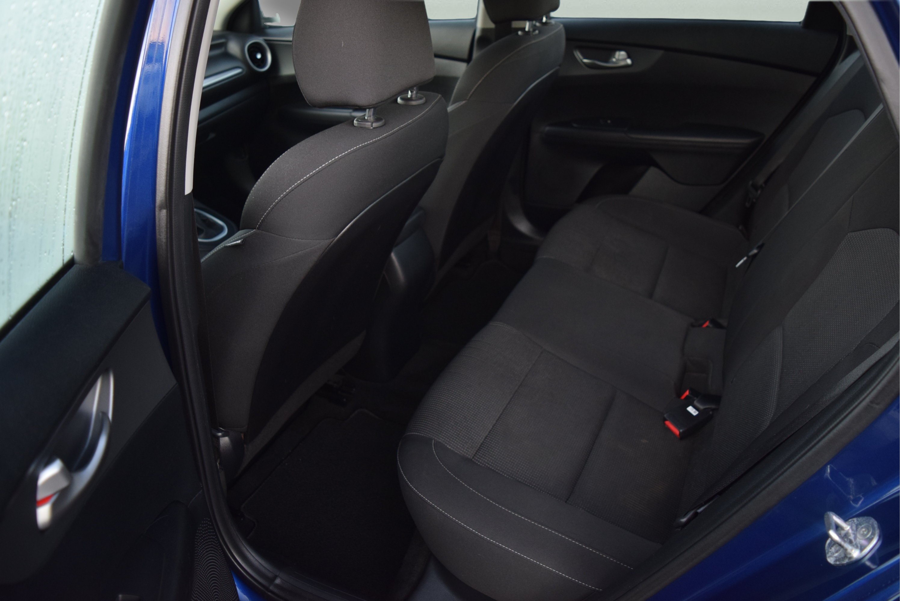 Used 2019 Kia Forte LXS FWD image 7