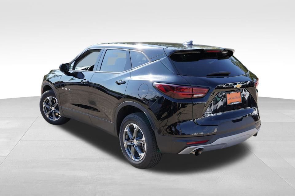 Certified 2025 Chevrolet Blazer LT image 7