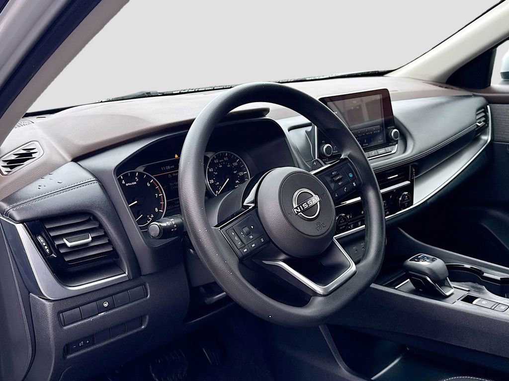 Used 2022 Nissan Rogue SV image 20