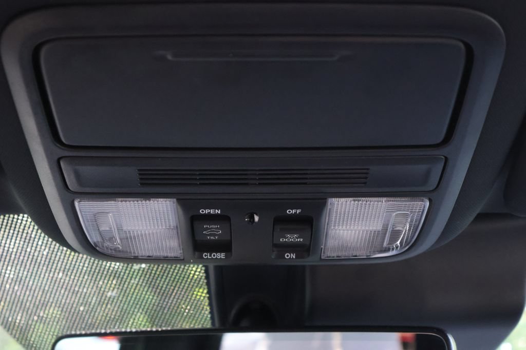 Used 2024 Honda Passport EX-L image 25