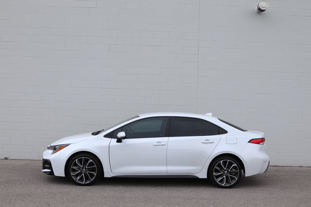 Used 2022 Toyota Corolla SE FWD image 5