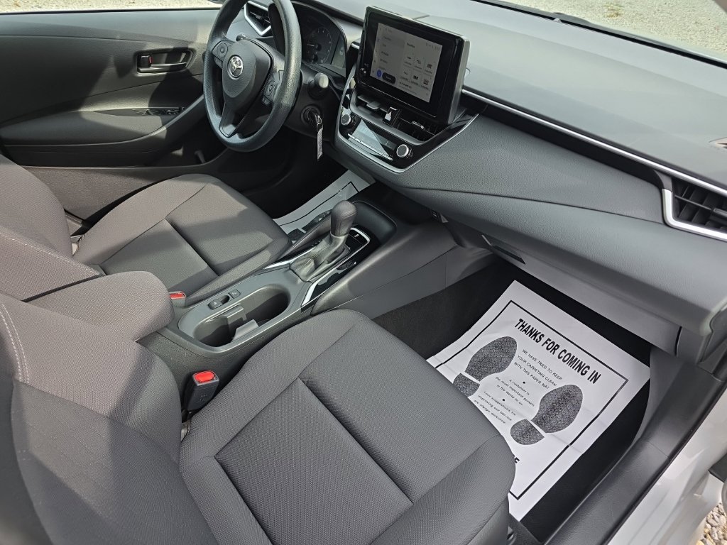 Certified 2024 Toyota Corolla LE FWD image 17