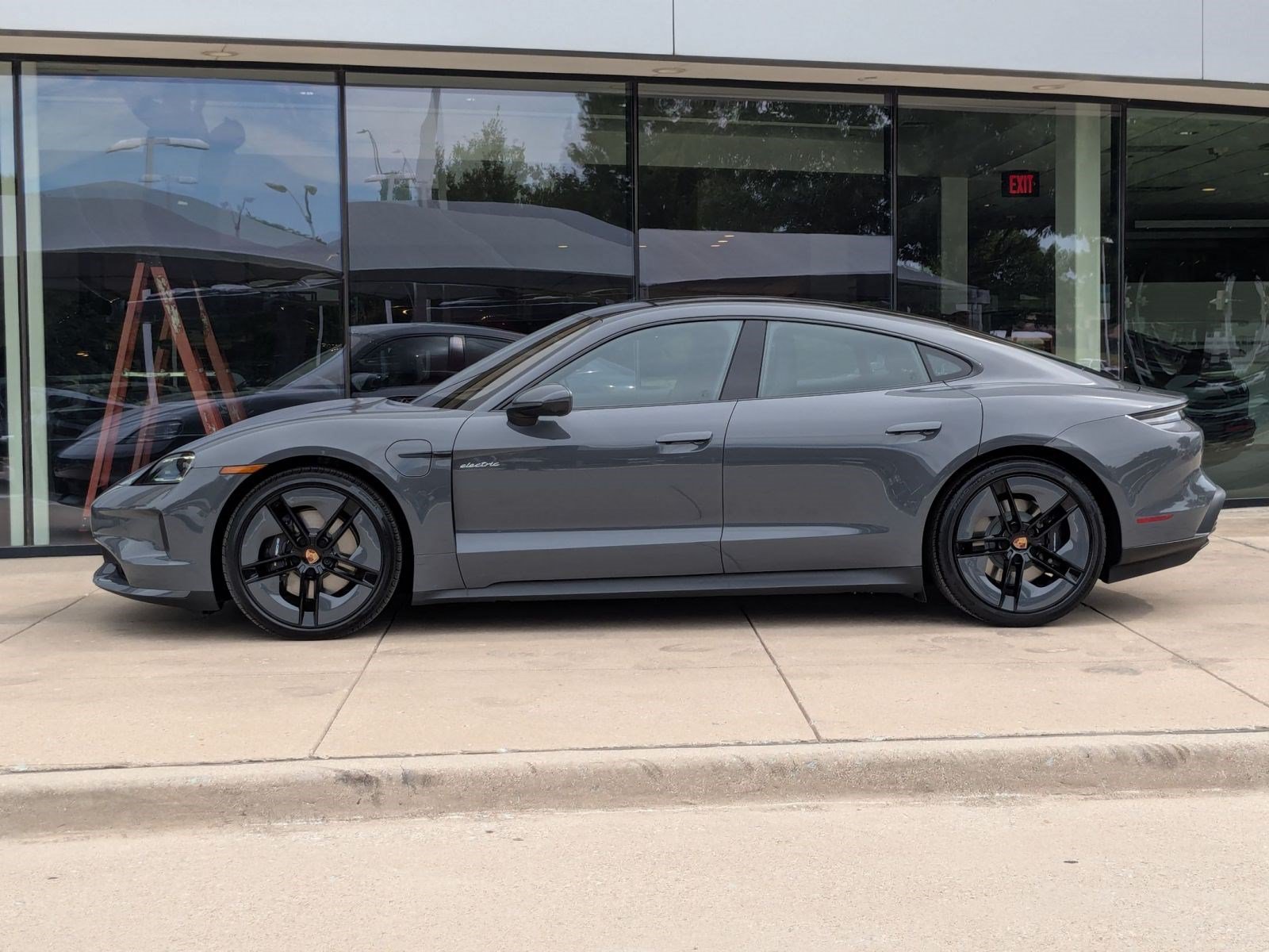 New 2026 Porsche Taycan AWD/4WD image 2