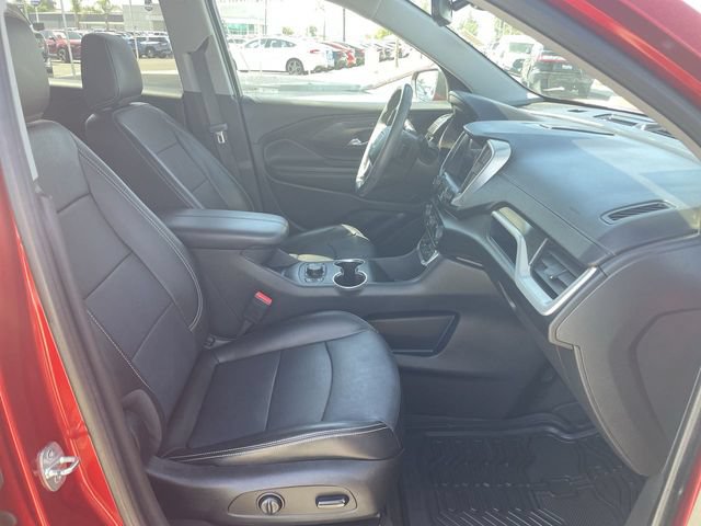 Used 2022 GMC Terrain SLT w/ Infotainment Package II FWD image 28