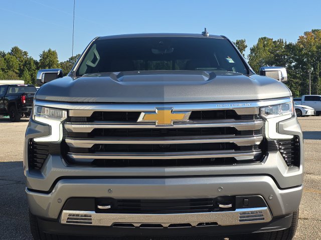 Used 2026 Chevrolet Silverado 1500 High Country w/ High Country Premium Package AWD/4WD image 8