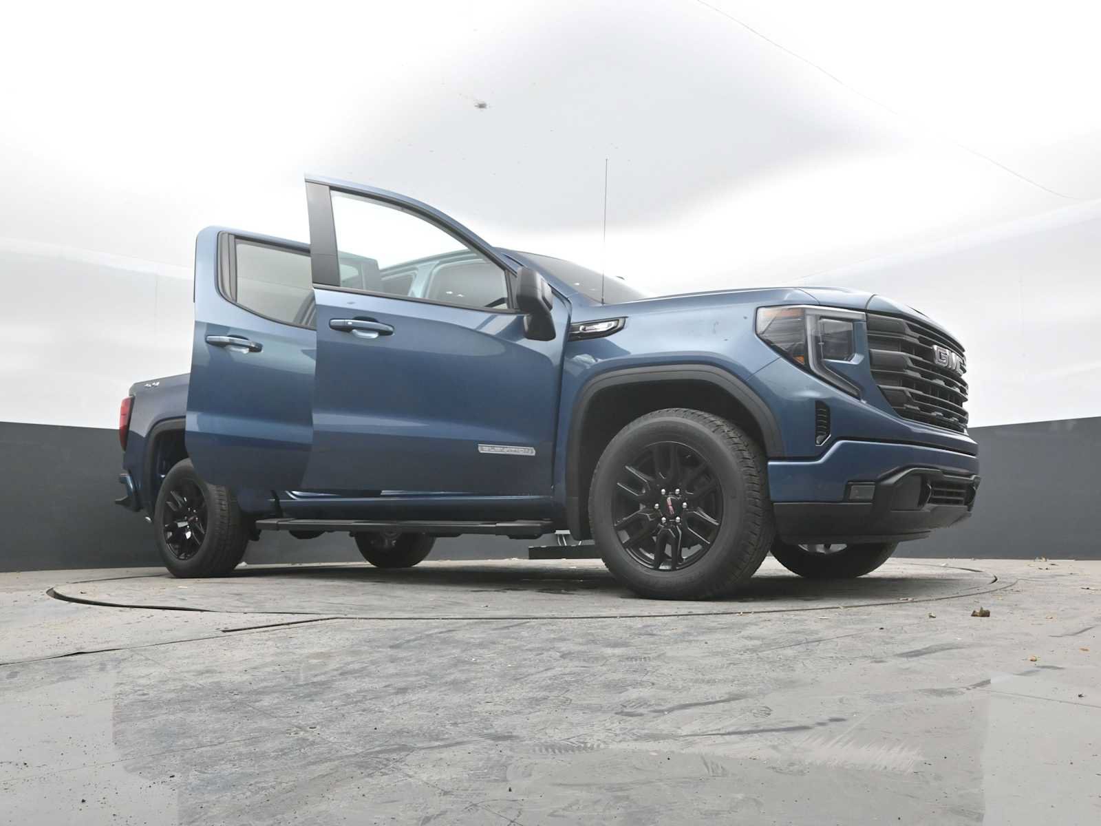 New 2026 GMC Sierra 1500 Elevation AWD/4WD image 55