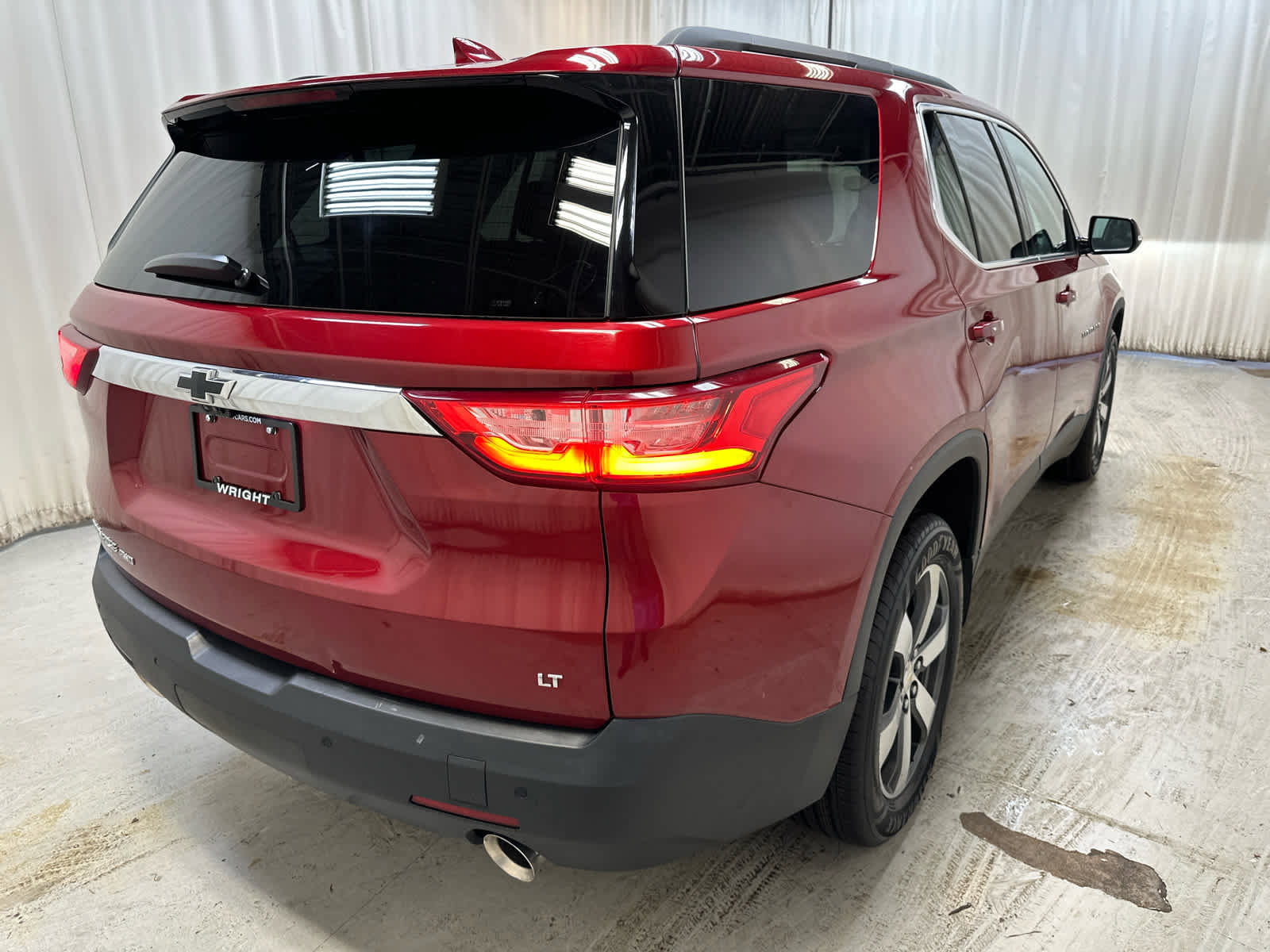 Used 2019 Chevrolet Traverse LT w/ LT Premium Package AWD/4WD image 13