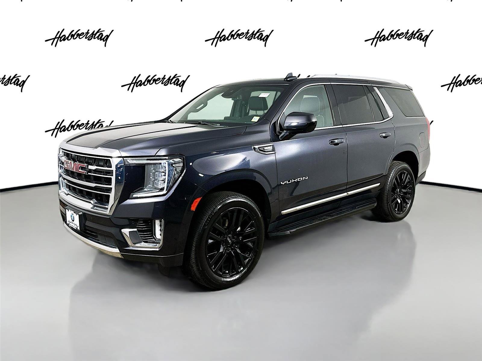Used 2023 GMC Yukon SLT image 1
