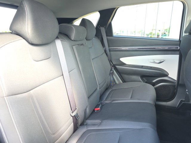 Certified 2022 Hyundai Tucson SEL w/ Cargo Package FWD image 8