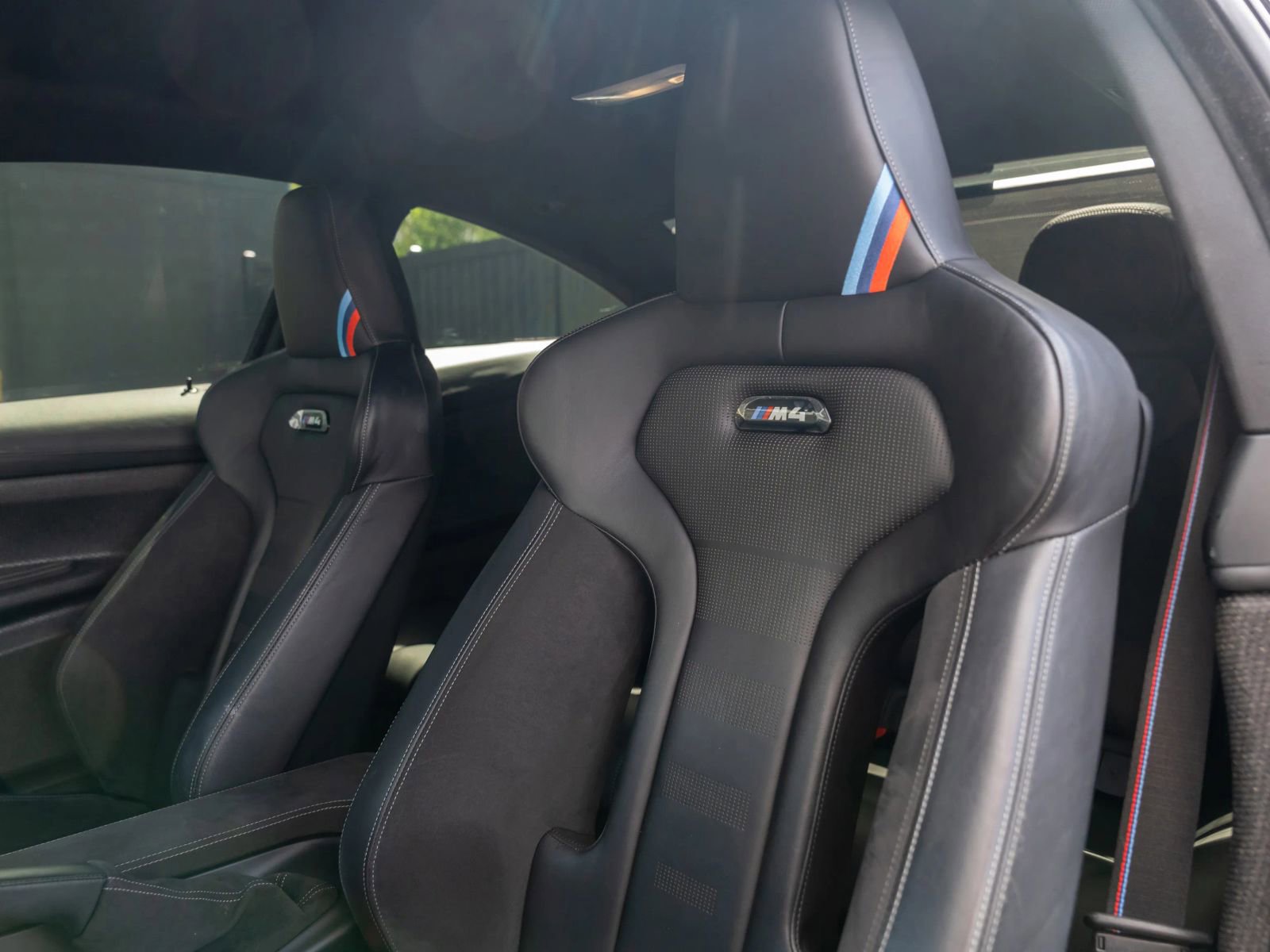 Used 2019 BMW M4 CS w/ Executive Package image 18