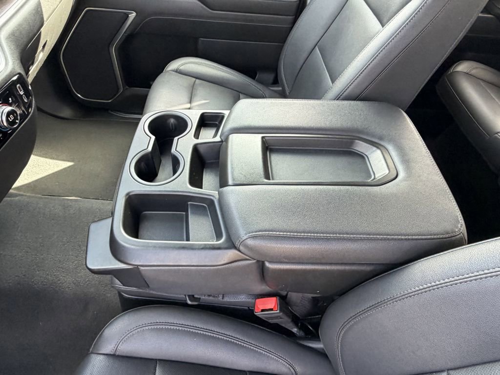Used 2025 GMC Sierra 1500 SLT AWD/4WD image 19