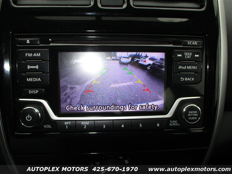 Used 2018 Nissan Versa SV w/ SV Special Edition Package FWD image 26