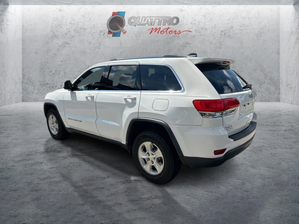 Used 2016 Jeep Grand Cherokee Laredo w/ Quick Order Package 23E AWD/4WD image 3