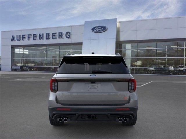 New 2025 Ford Explorer ST image 5