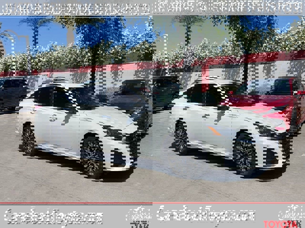 Used 2025 Nissan Altima 2.5 SV image 1