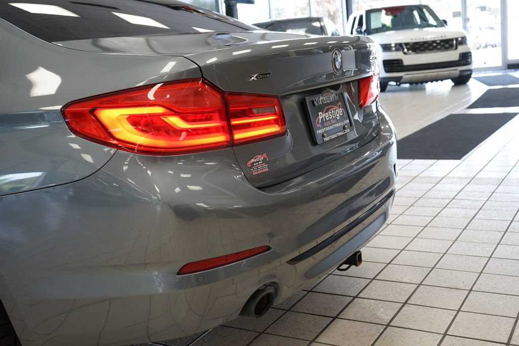 Used 2018 BMW 530i xDrive AWD/4WD image 16