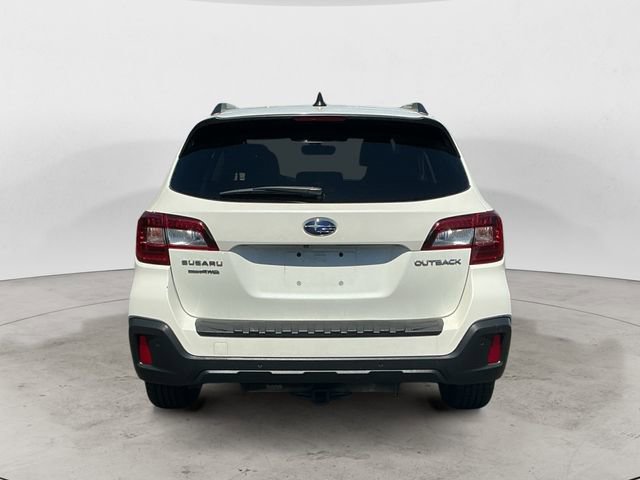 Used 2018 Subaru Outback 2.5i Touring AWD/4WD image 4