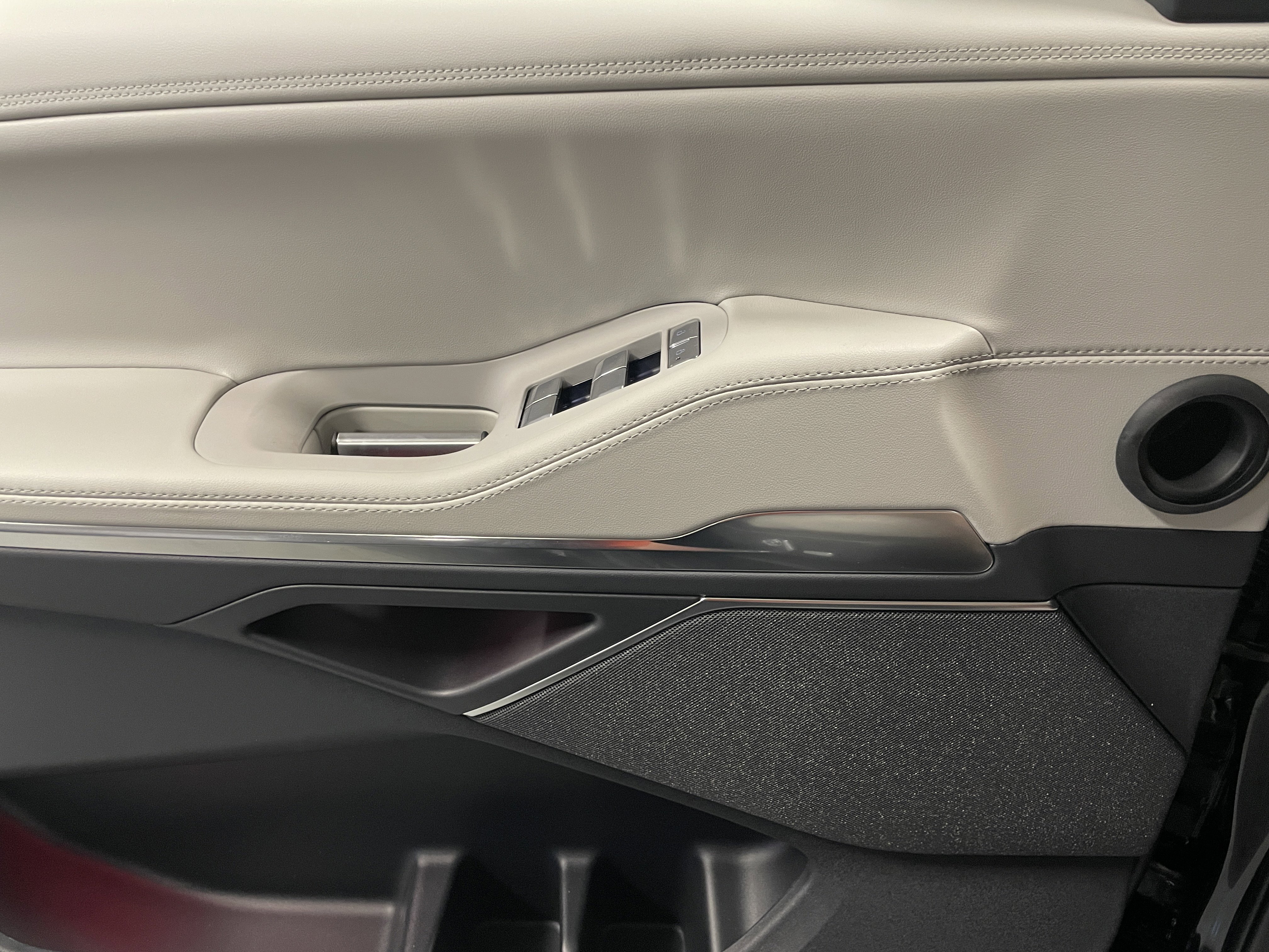 New 2025 Lincoln Navigator Reserve image 24