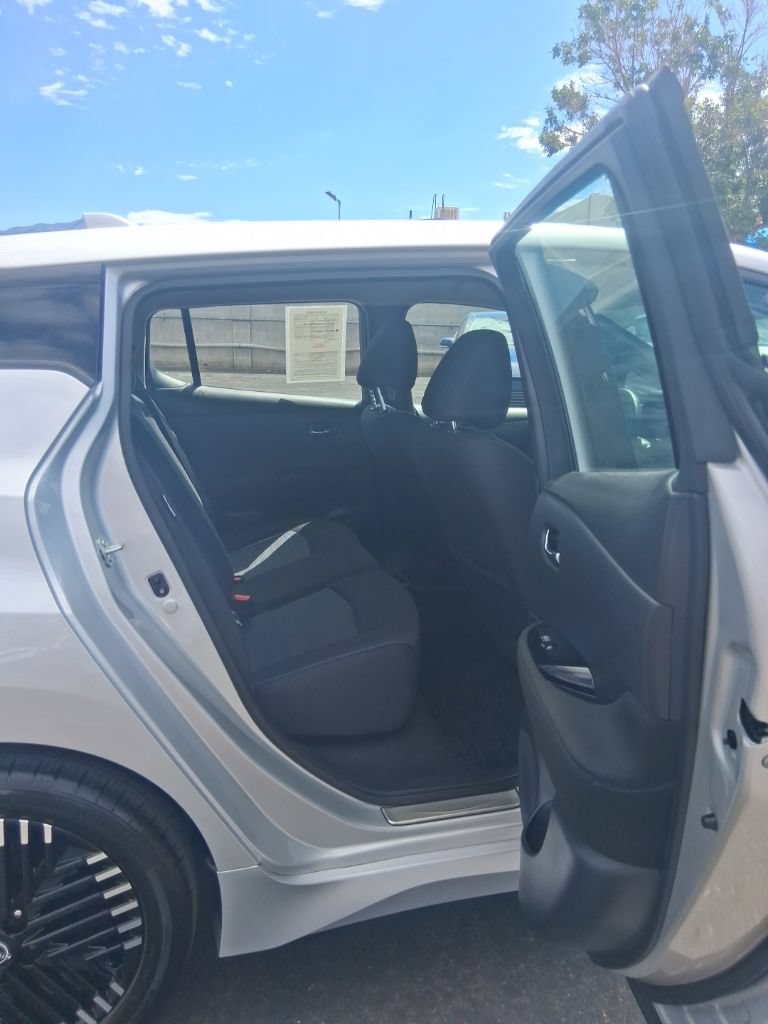 Used 2025 Nissan Leaf SV Plus w/ Protection Package FWD image 13