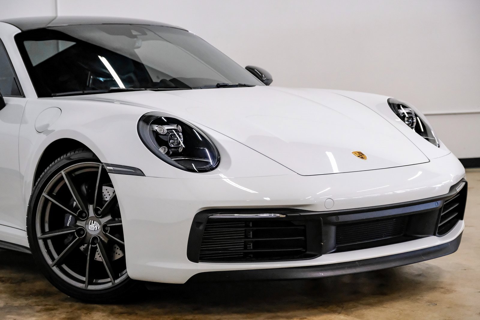 Used 2024 Porsche 911 Carrera T image 7