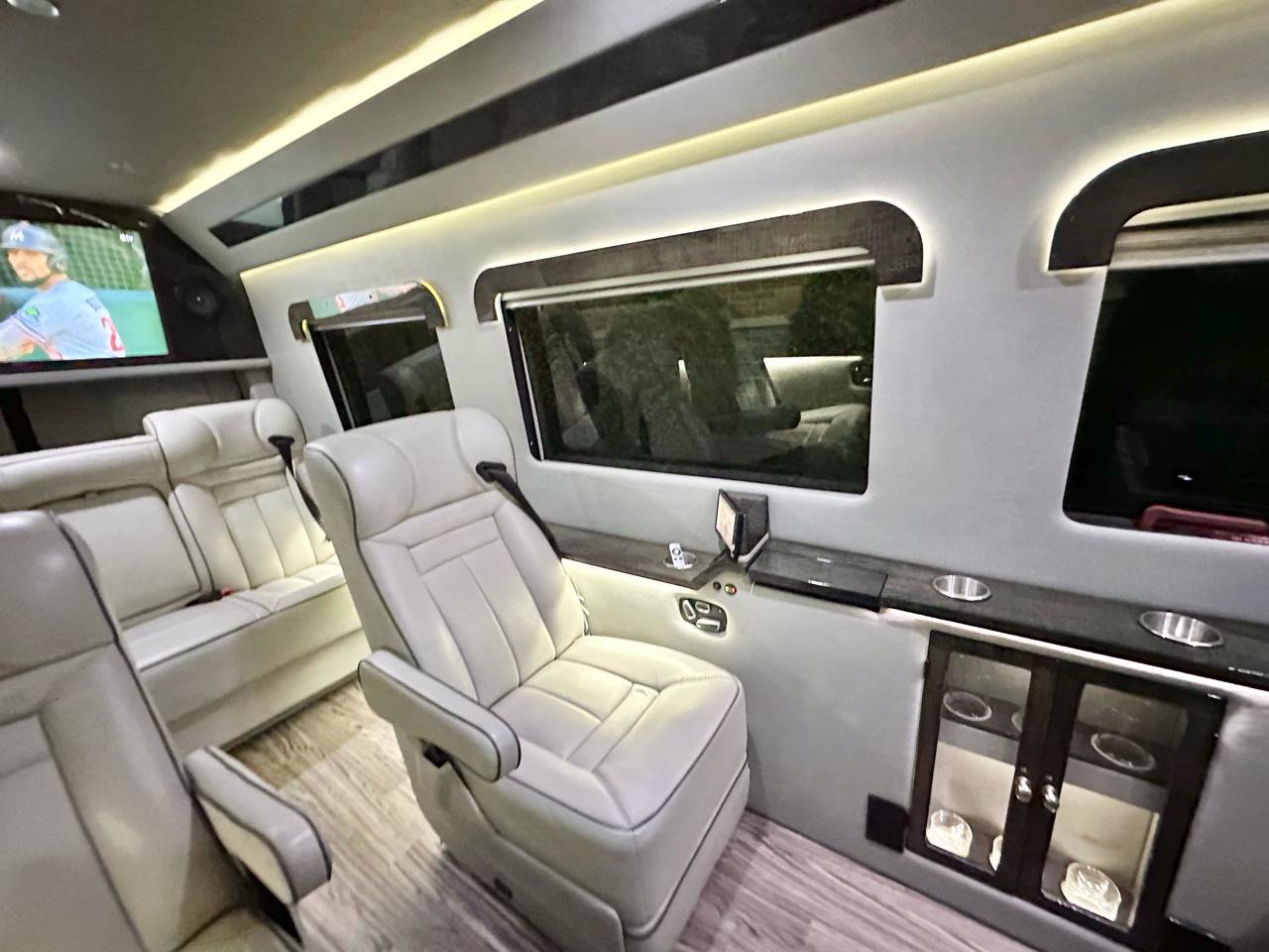 Used 2015 Mercedes-Benz Sprinter 2500 w/ Active Safety Plus Package image 82