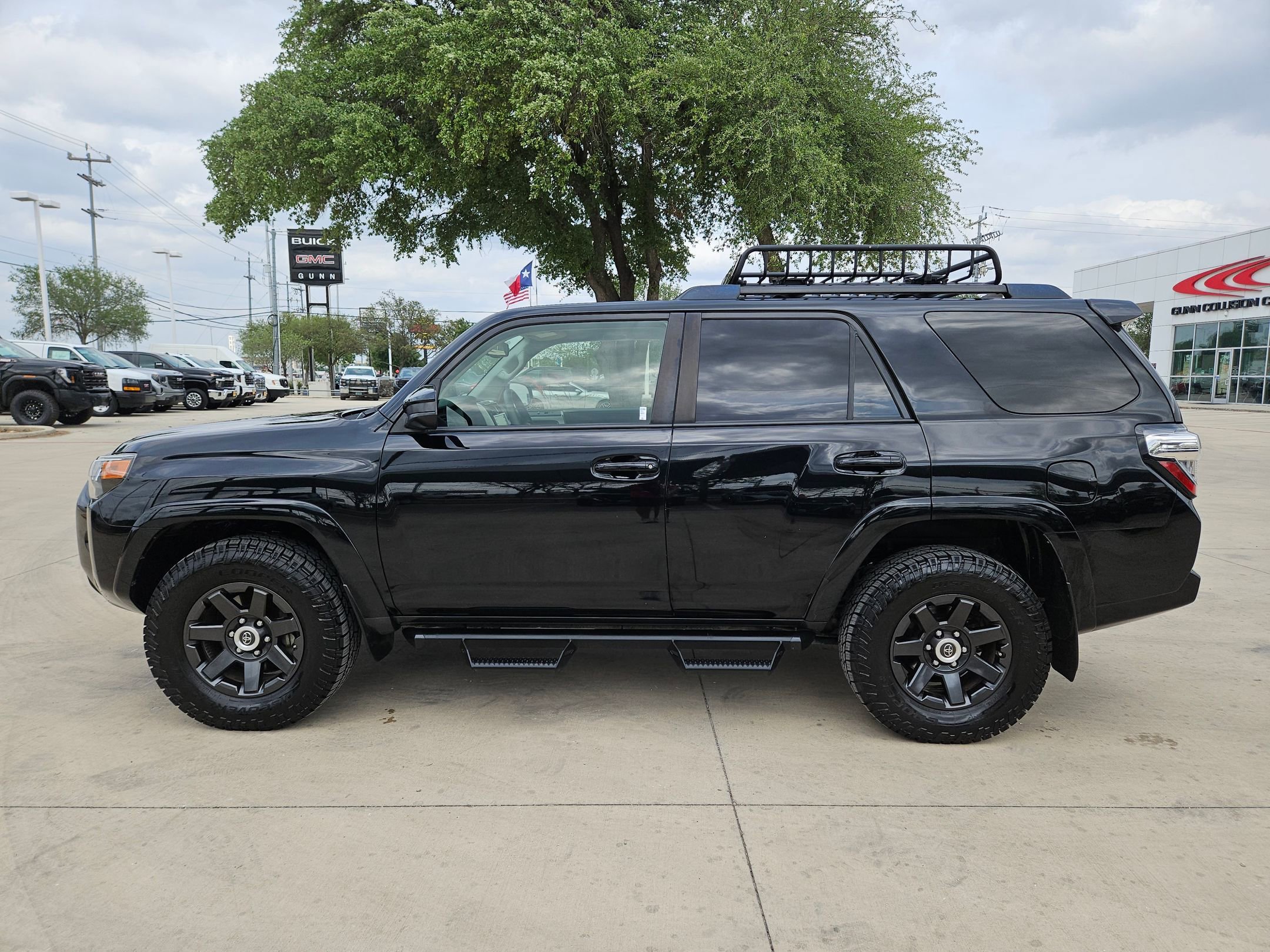 Used 2021 Toyota 4Runner Trail Special Edition AWD/4WD image 6