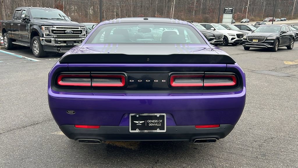 Used 2018 Dodge Challenger R/T image 4