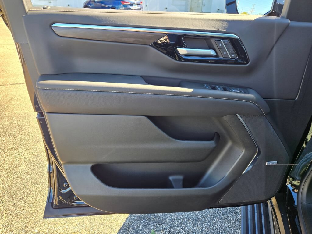 New 2026 Chevrolet Tahoe Premier AWD/4WD image 25