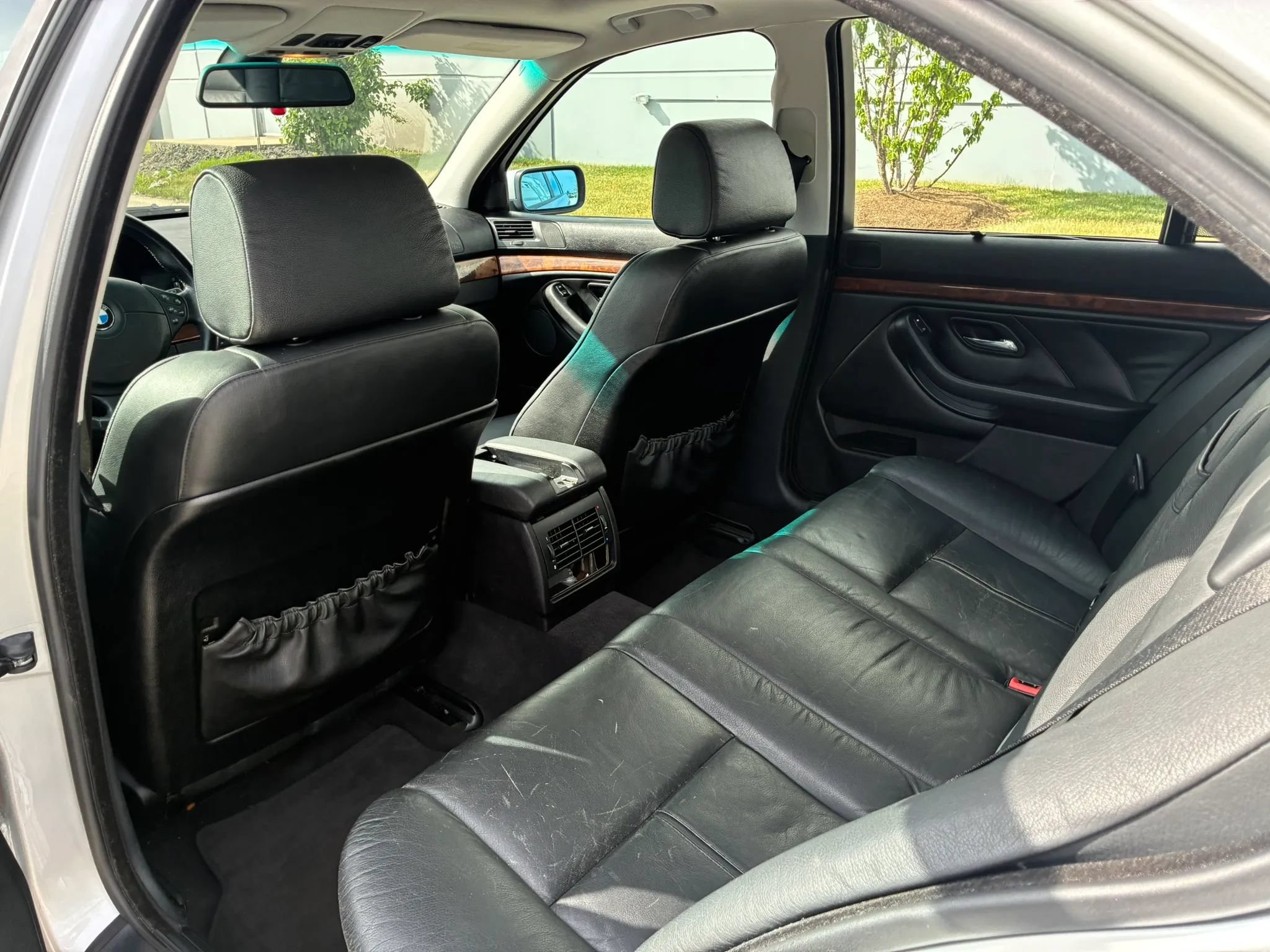 Used 2000 BMW 540i Sedan RWD image 12