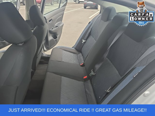 Used 2025 Nissan Versa SV FWD image 12