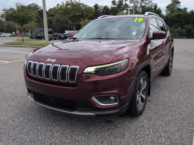 Used 2019 Jeep Cherokee Limited w/ Technology Group FWD image 8