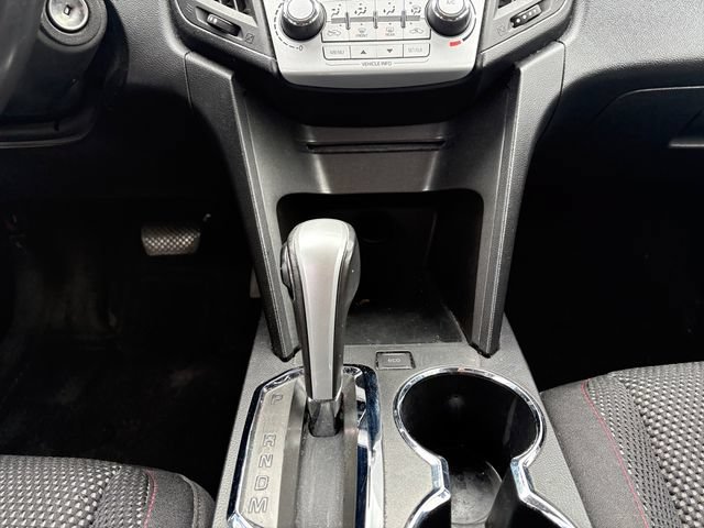 Used 2015 Chevrolet Equinox LT w/ Driver Convenience Package FWD image 11