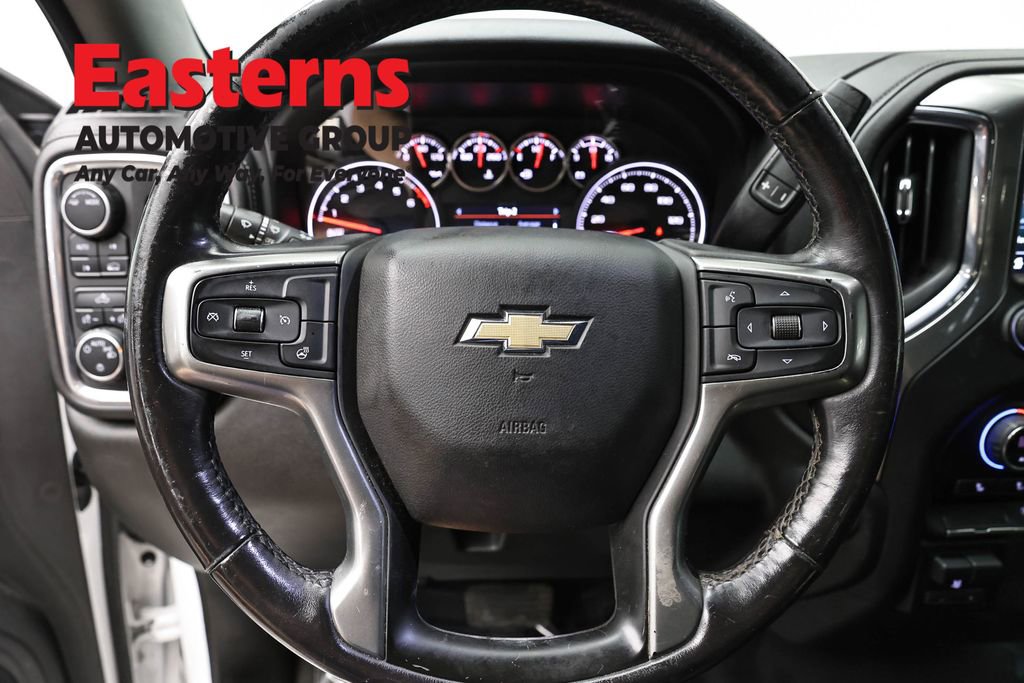 Used 2021 Chevrolet Silverado 1500 LT AWD/4WD image 10