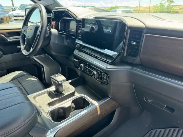 Used 2024 Chevrolet Silverado 1500 High Country w/ Technology Package AWD/4WD image 20