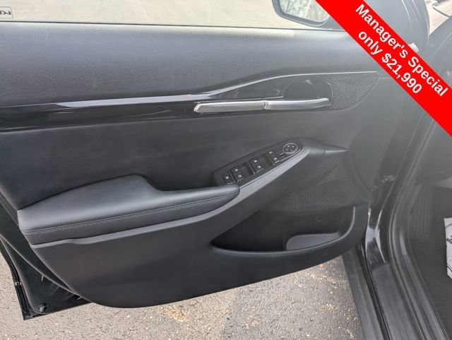 Used 2023 Kia Seltos Nightfall Edition AWD/4WD image 13