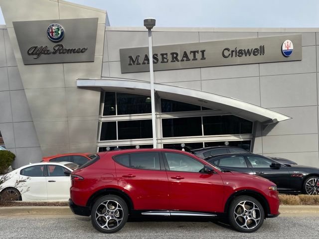 Used 2024 Alfa Romeo Tonale Ti AWD/4WD image 4