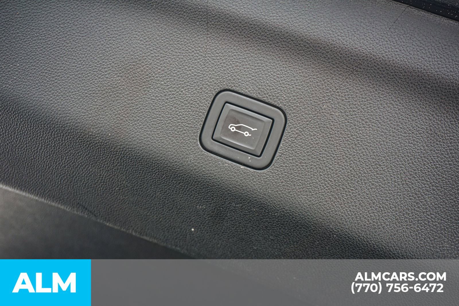 Used 2024 Cadillac Escalade ESV V AWD/4WD image 28