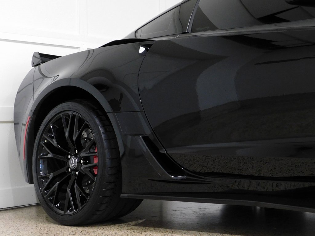 Used 2018 Chevrolet Corvette Z06 image 19