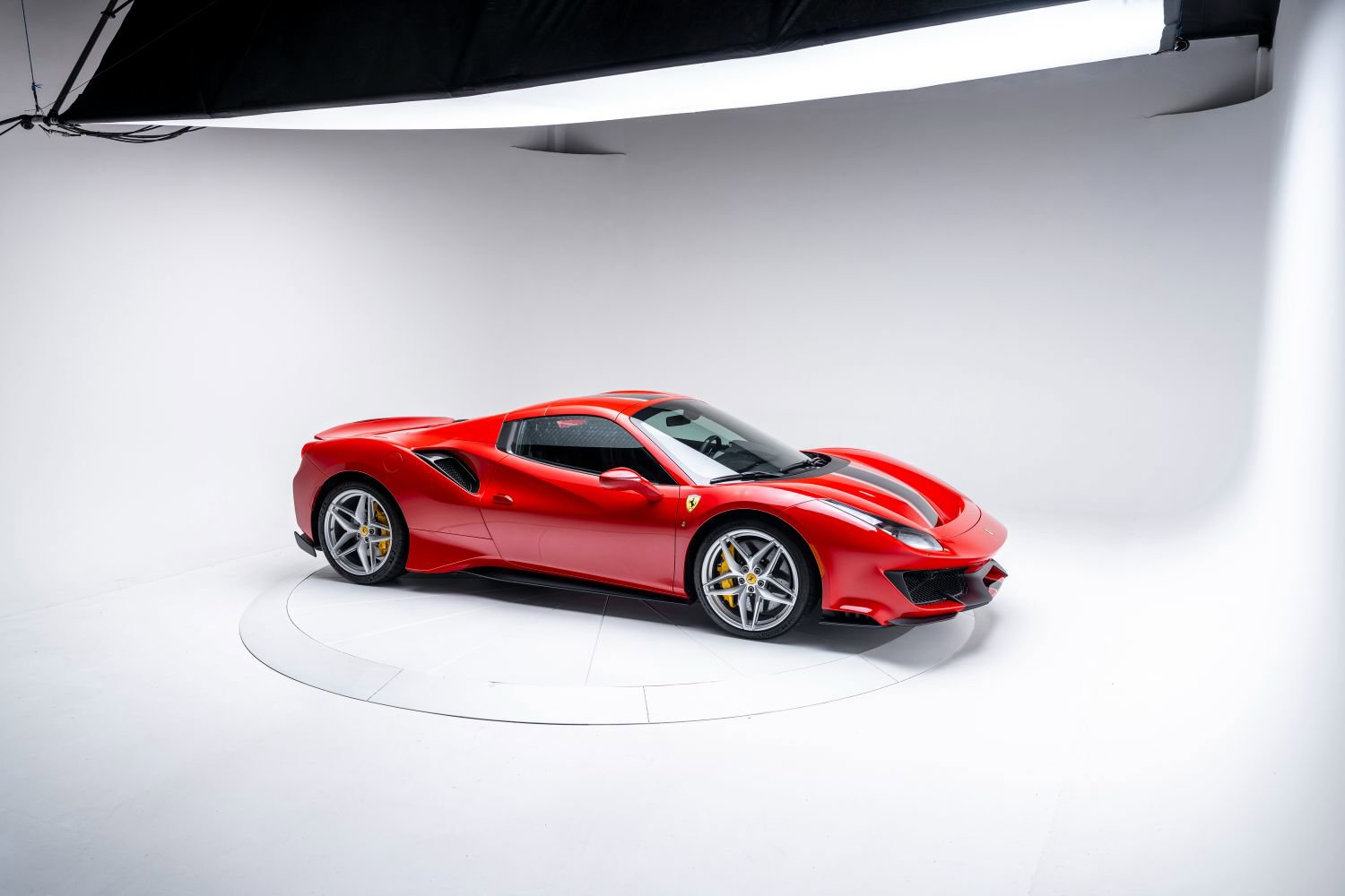 Used 2020 Ferrari 488 Pista Spider image 46