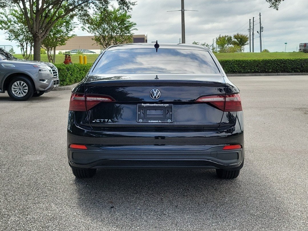 Used 2022 Volkswagen Jetta S FWD image 7
