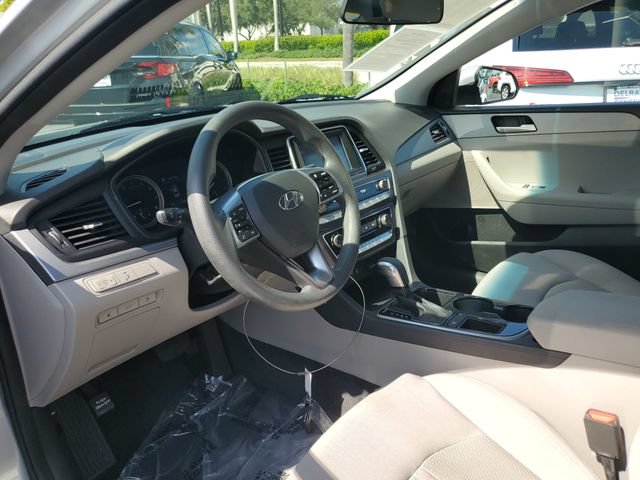 Used 2018 Hyundai Sonata SE FWD image 8