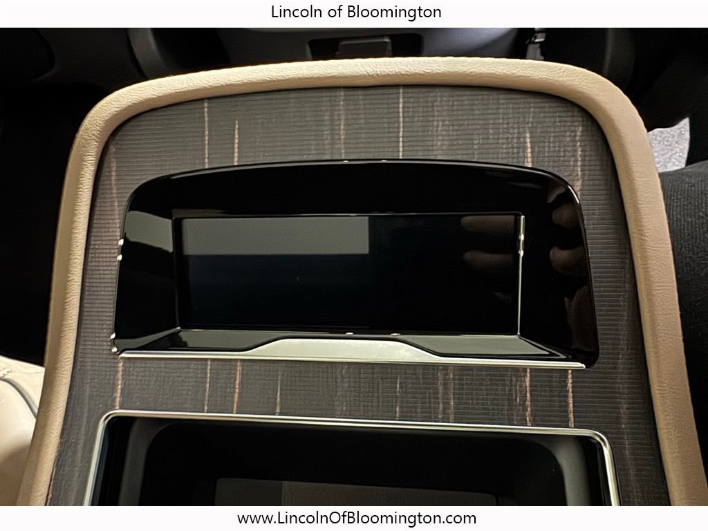 New 2026 Lincoln Navigator L Black Label AWD/4WD image 27