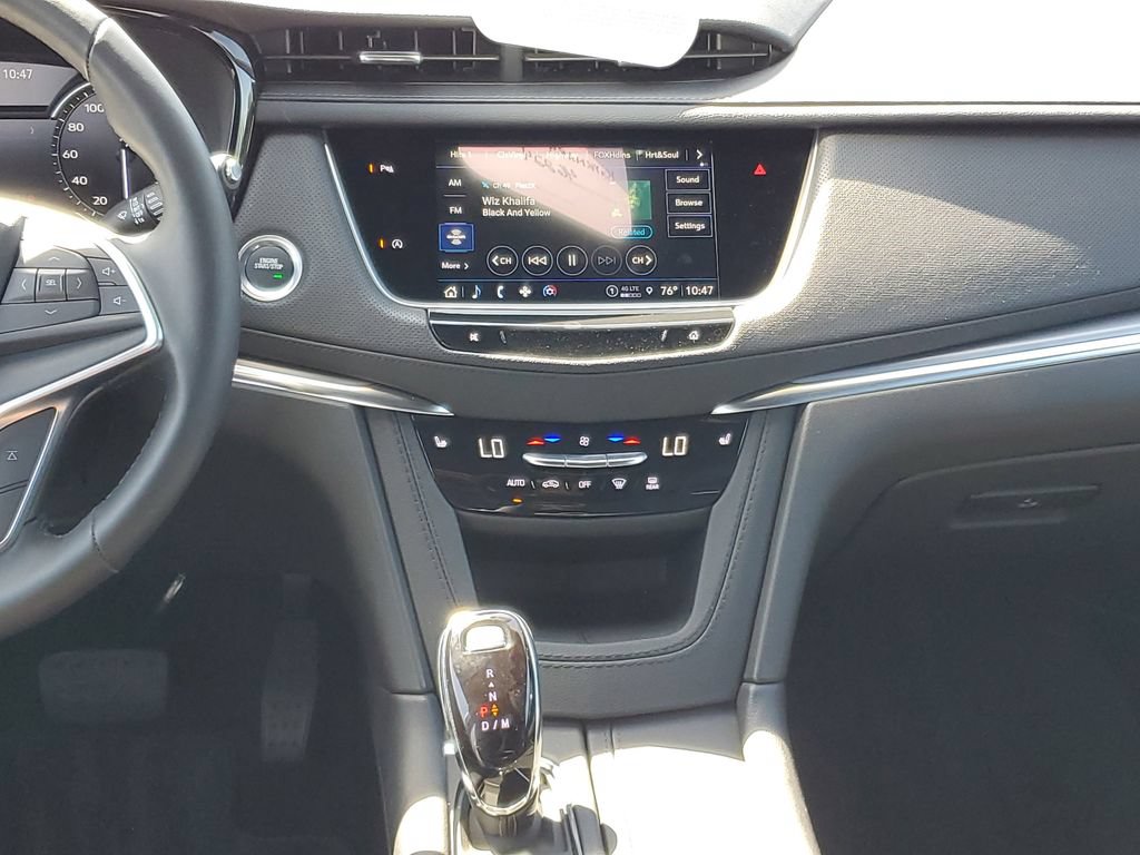 Certified 2024 Cadillac XT5 Luxury w/ LPO, Premium Carpet Package FWD image 23